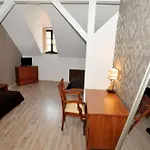 Old 2* Bratislava